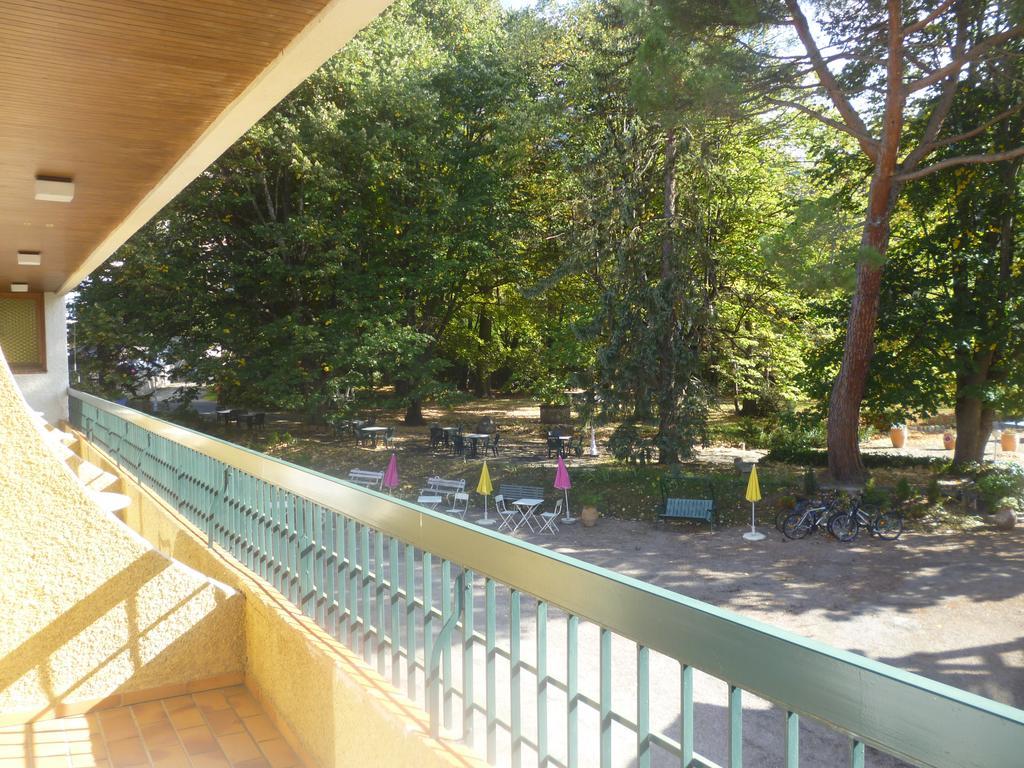 Hotel Le Mas Fleuri Vernet-les-Bains Kültér fotó