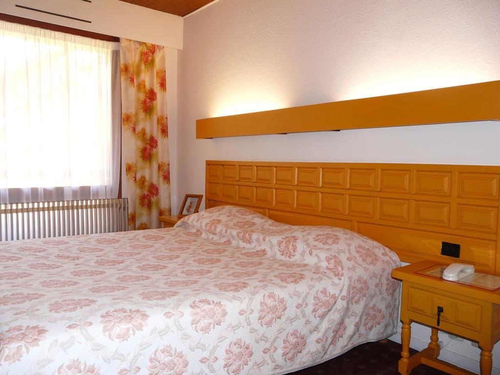 Hotel Le Mas Fleuri Vernet-les-Bains Kültér fotó