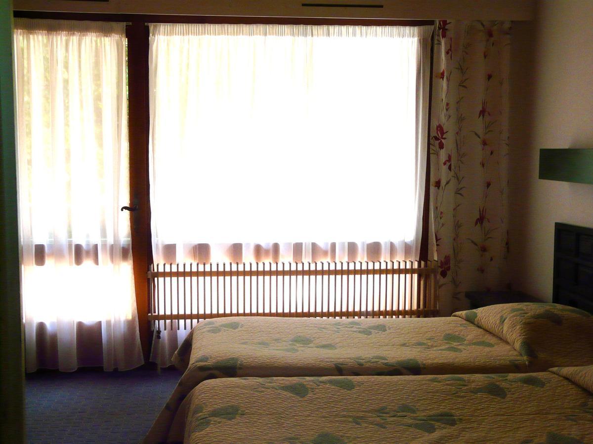 Hotel Le Mas Fleuri Vernet-les-Bains Kültér fotó