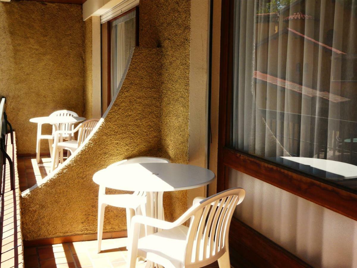 Hotel Le Mas Fleuri Vernet-les-Bains Kültér fotó